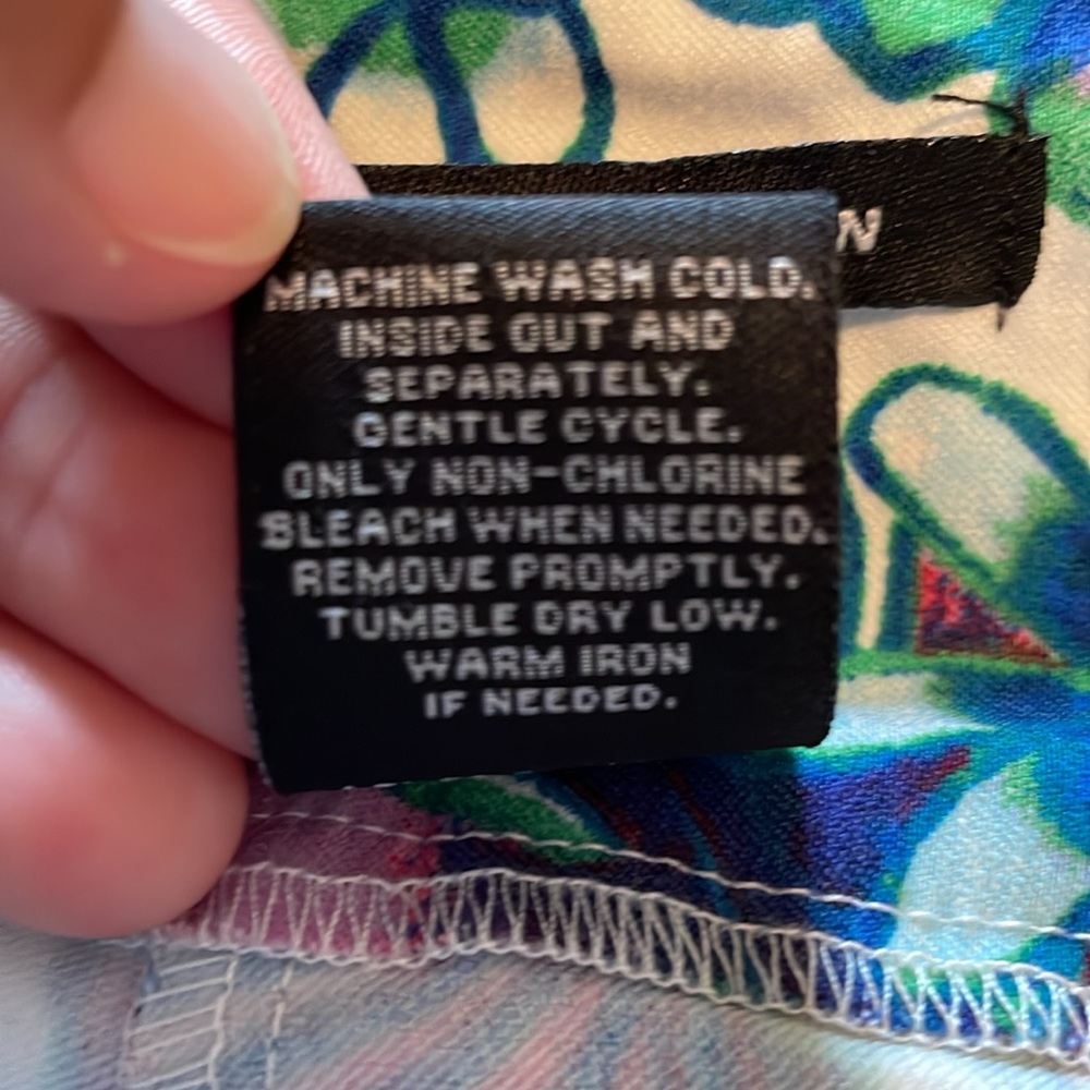 Zac & Rachel 16W blue/red/green floral skort. Tropical pockets spandex stretch - Picture 3 of 10